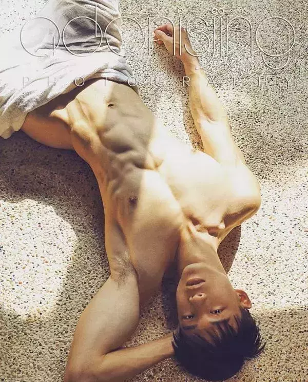 Yilianboy collection – Six pack body