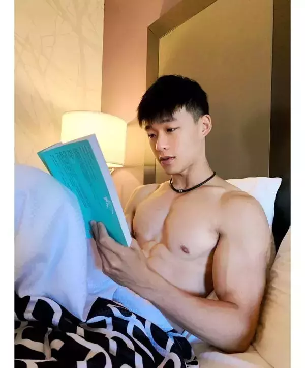 Yilianboy collection – Six pack body