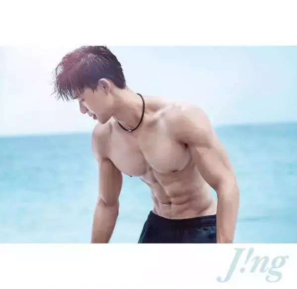Yilianboy collection – Six pack body