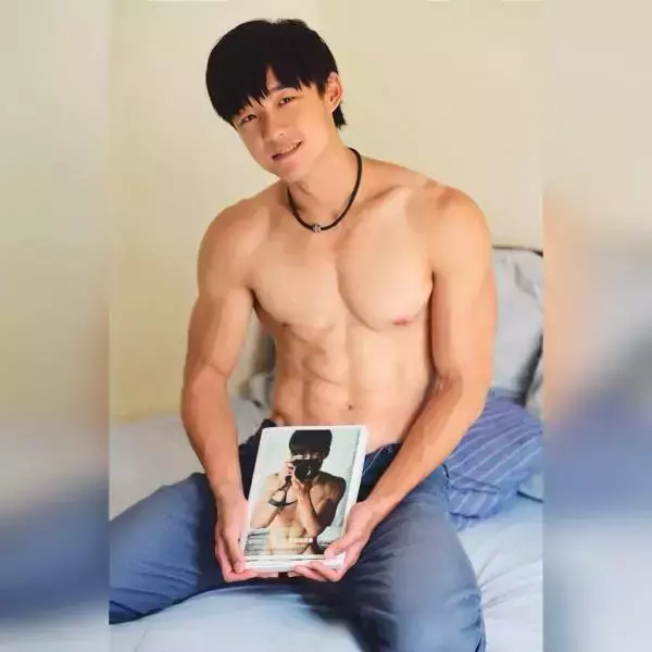 Yilianboy collection – Six pack body