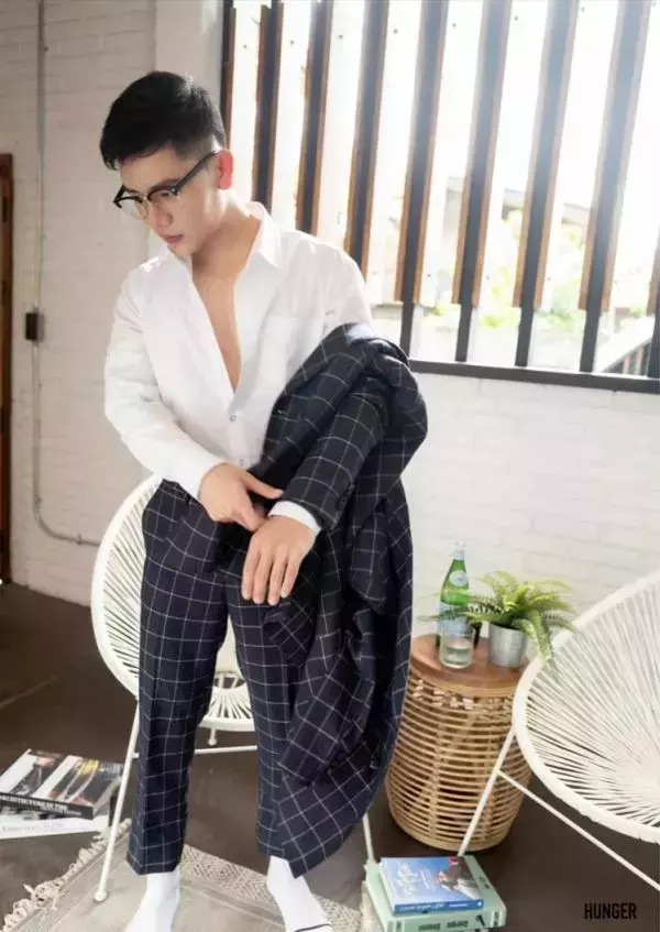 HUNGER HOMME No.11