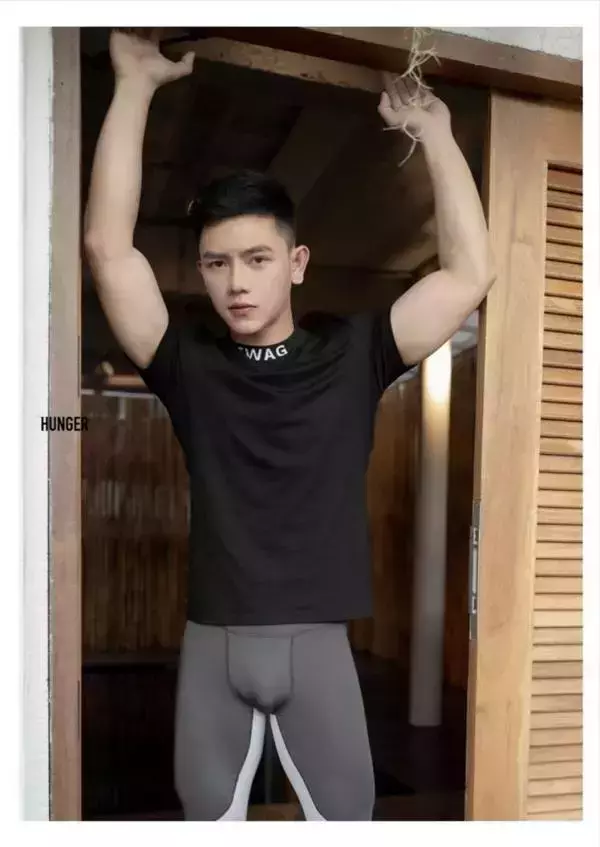 HUNGER HOMME No.11