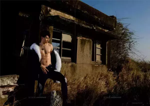 Original Photo 原色 NO.16 JT遲駿騰 (Album+Video)