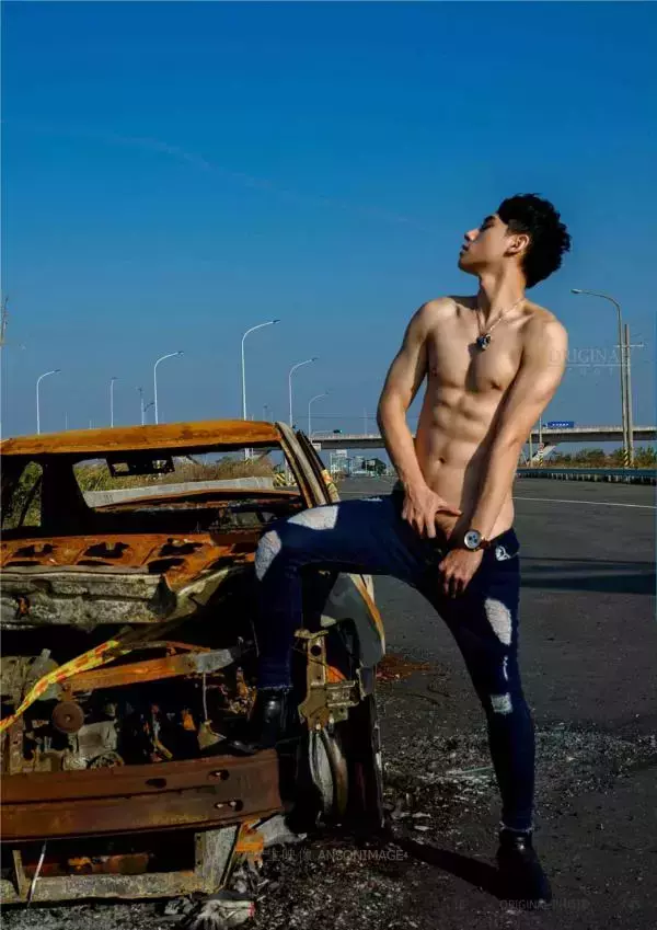Original Photo 原色 NO.16 JT遲駿騰 (Album+Video)