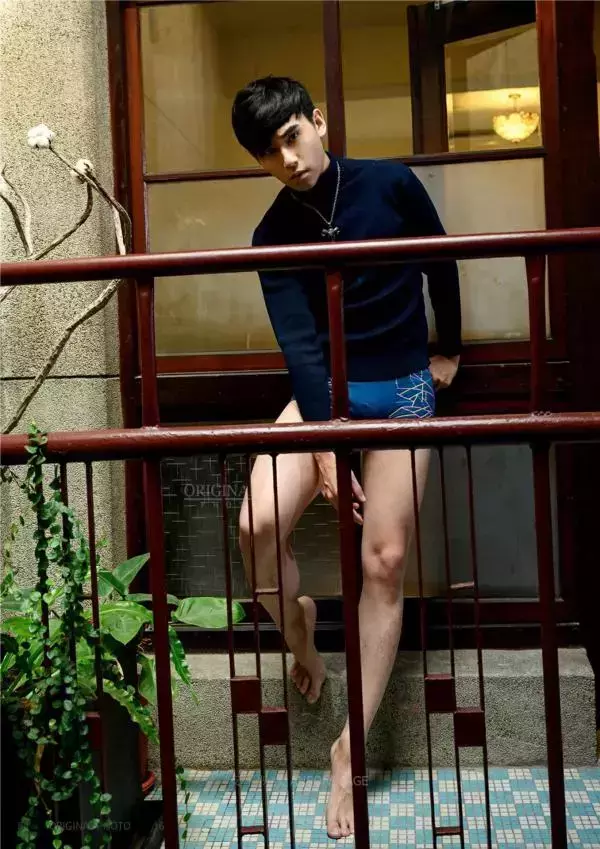 Original Photo 原色 NO.16 JT遲駿騰 (Album+Video)