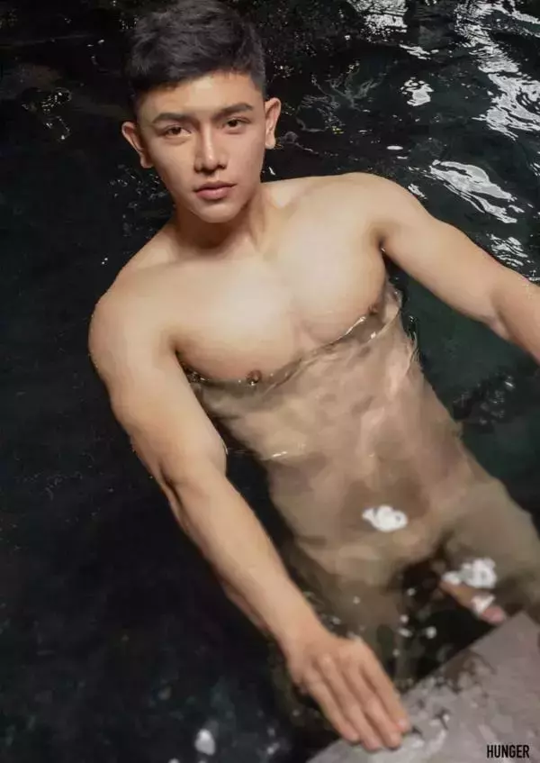 HUNGER HOMME No.11