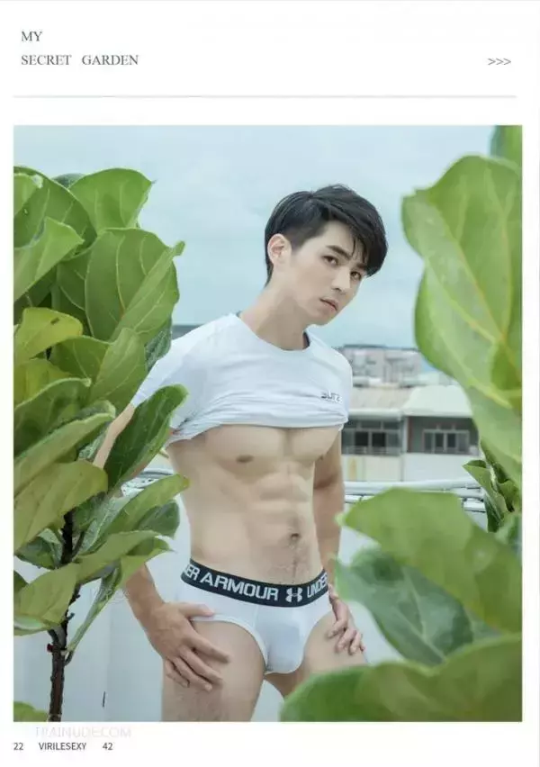 Virile No.42 – Nate [Ebook+Video]