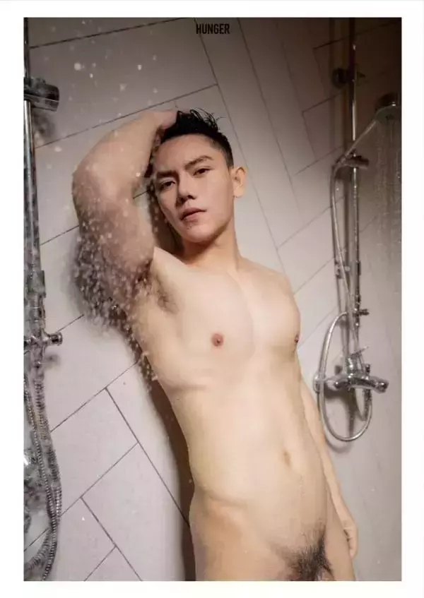 HUNGER HOMME No.11