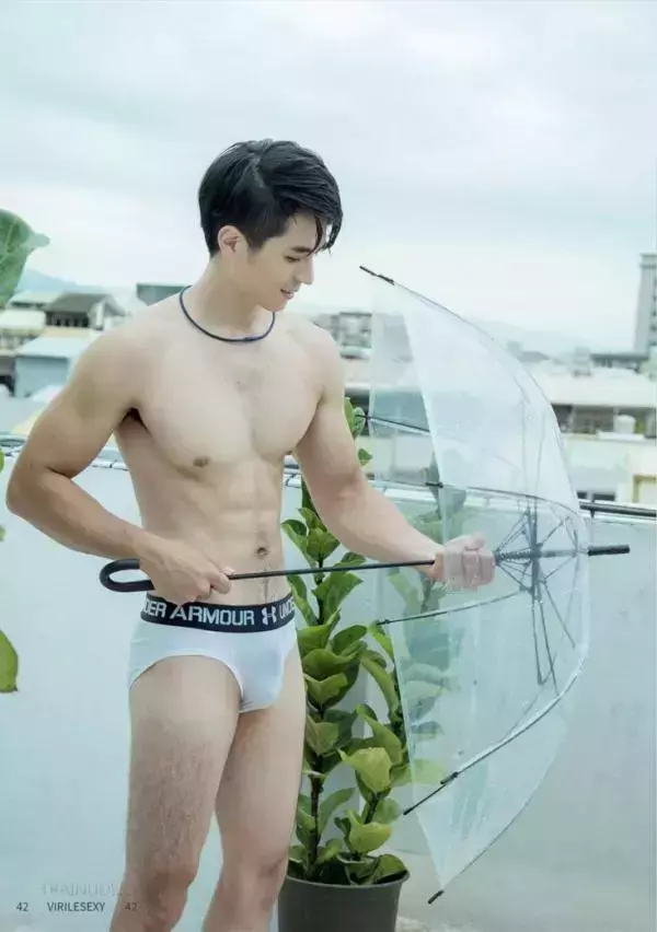 Virile No.42 – Nate [Ebook+Video]