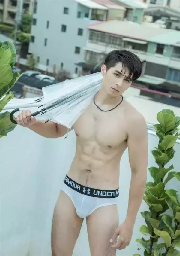 Virile No.42 – Nate [Ebook+Video]