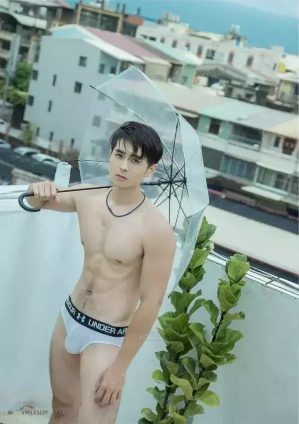 Virile No.42 – Nate [Ebook+Video]