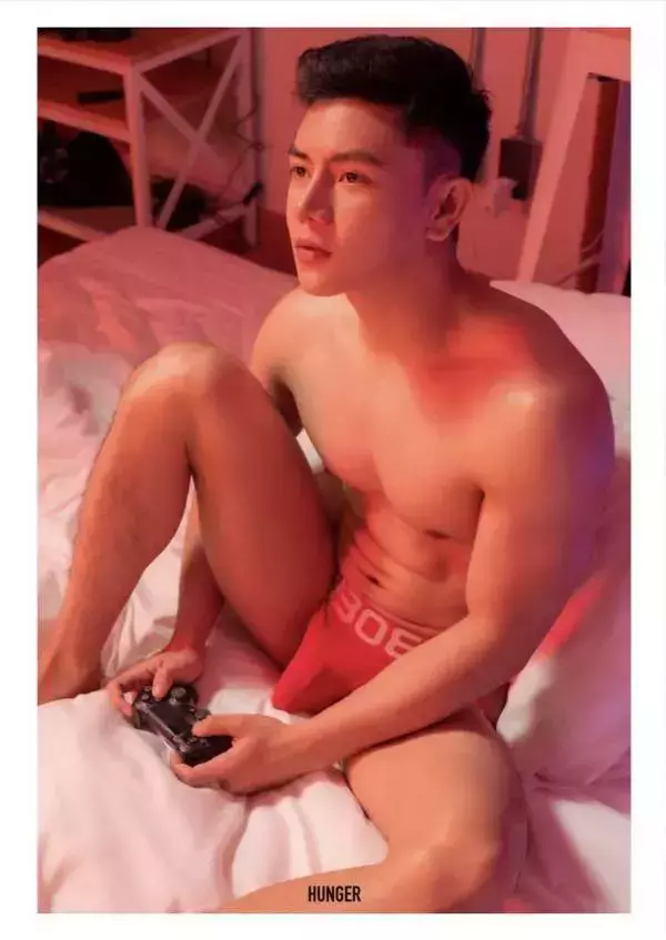 HUNGER HOMME No.11