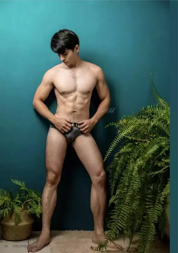 Virile No.42 – Nate [Ebook+Video]