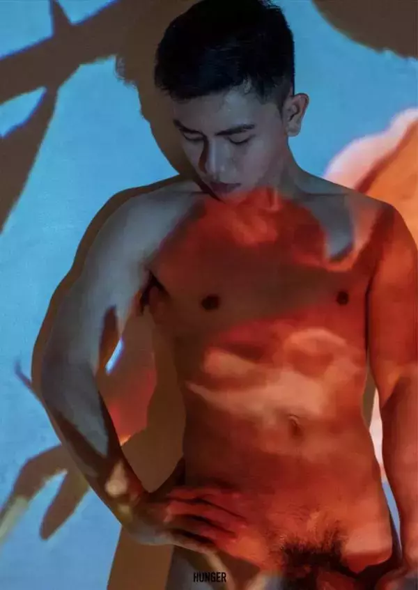 HUNGER HOMME No.11