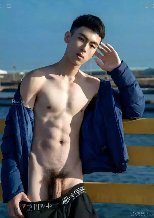Blue Men no.251 (ebook + cum video)