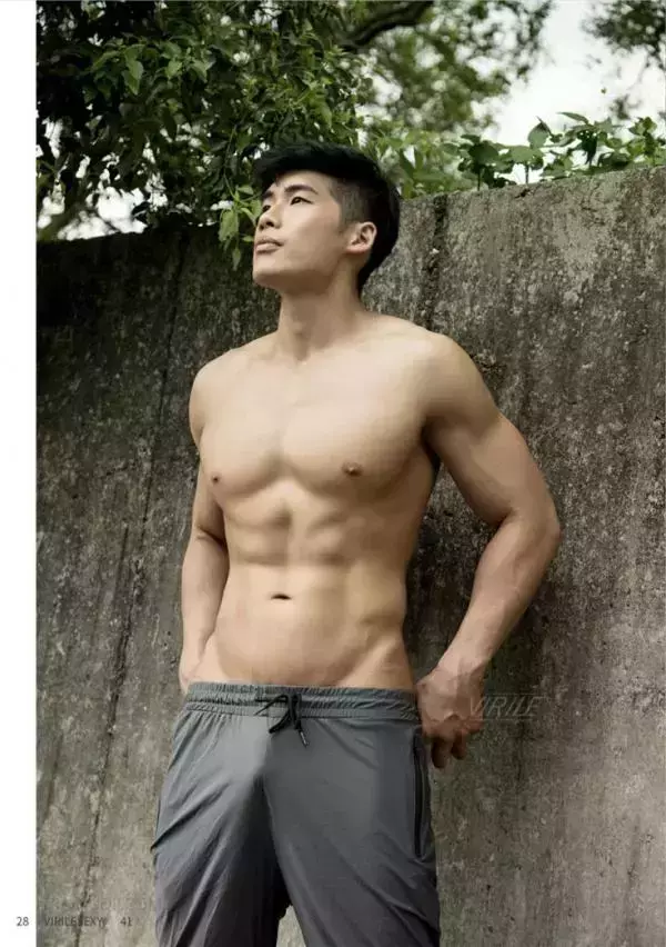 Virile no.41 - Jay (ebook + video)