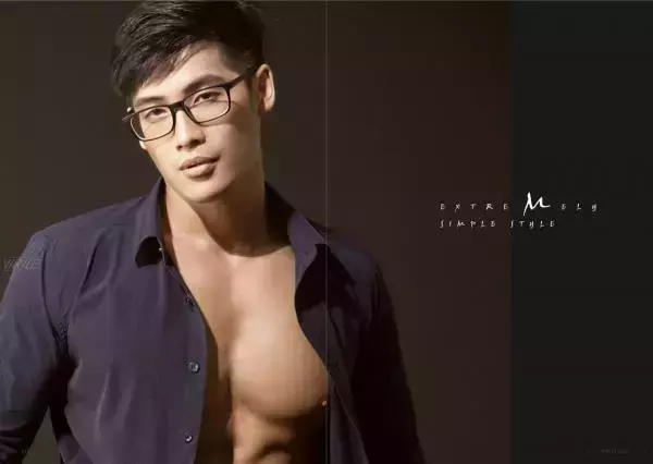 Virile no.41 - Jay (ebook + video)