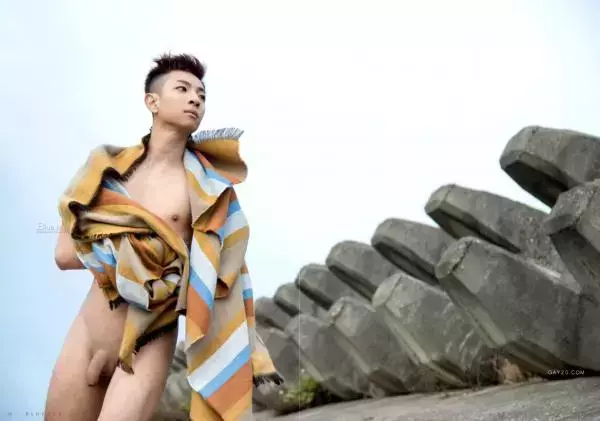 Blue Men no.267 (ebook + cum video)