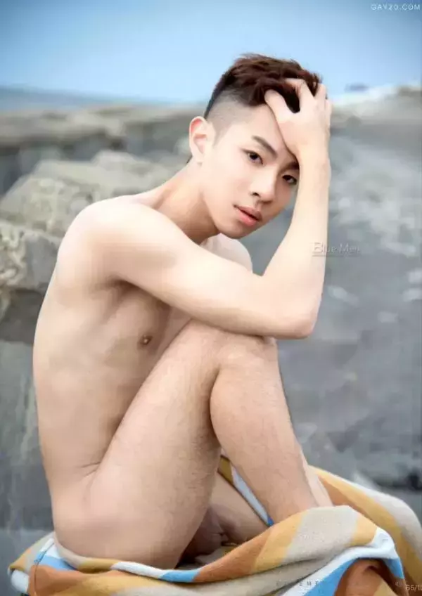 Blue Men no.267 (ebook + cum video)