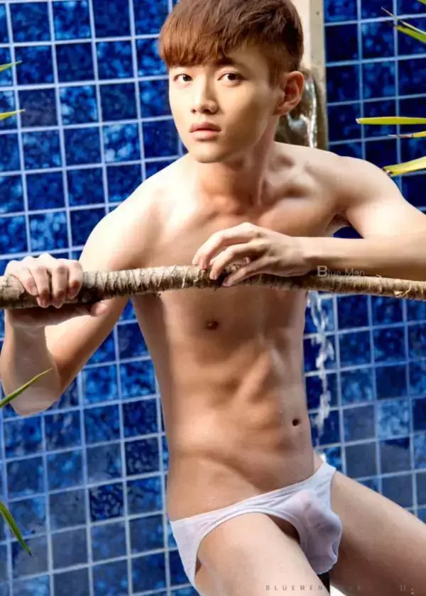 Blue Men no.269 (ebook + cum video)