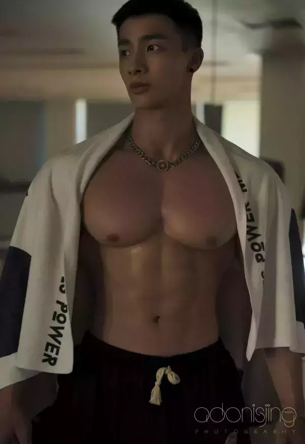 Juice Boy 彭果寫真集