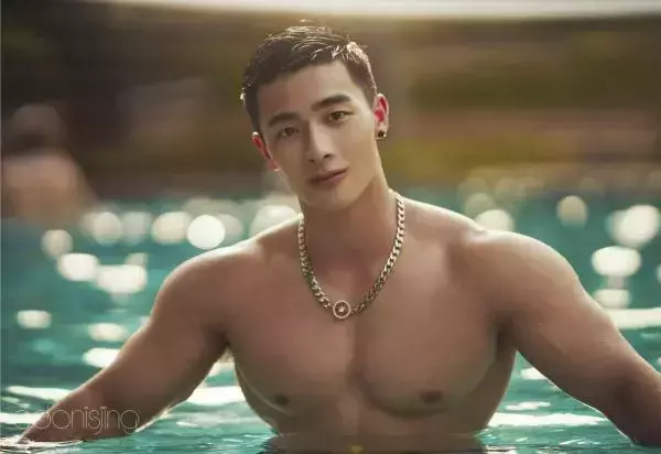Juice Boy 彭果寫真集