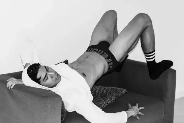 Menluscious  Issue 02 - Fame Krittapat