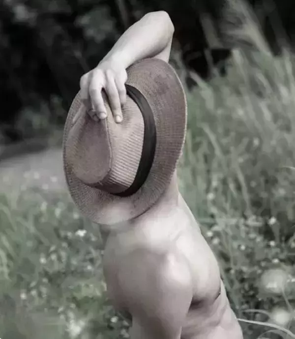 Menluscious  Issue 02 - Fame Krittapat