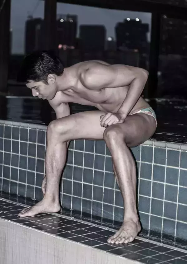 Menluscious  Issue 02 - Fame Krittapat