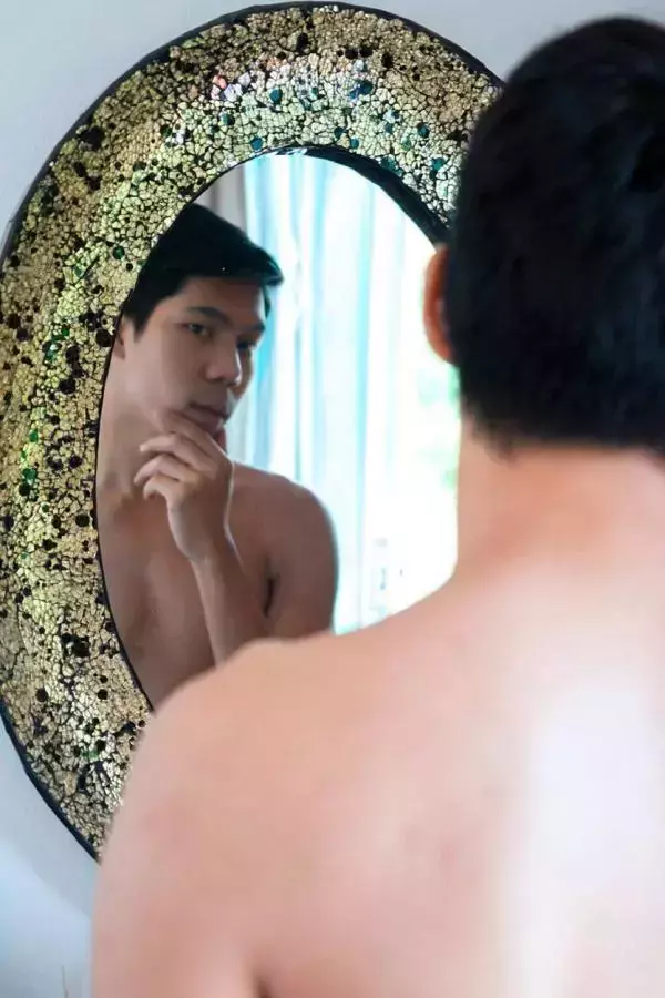 Menluscious  Issue 02 - Fame Krittapat