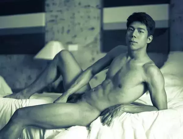 Menluscious  Issue 02 - Fame Krittapat