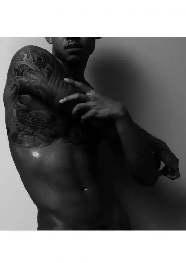 HOMME  Vol. 04