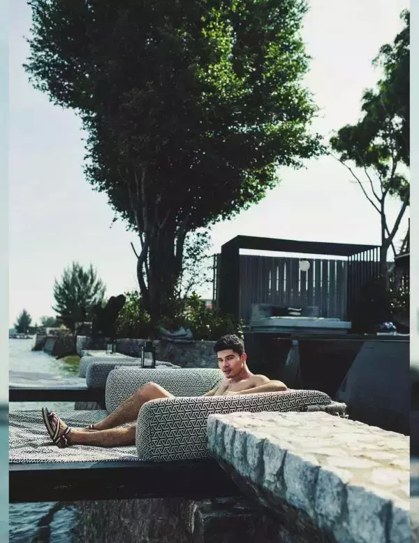 1000miles Magazine  Vol.1 - Nick Ittipat