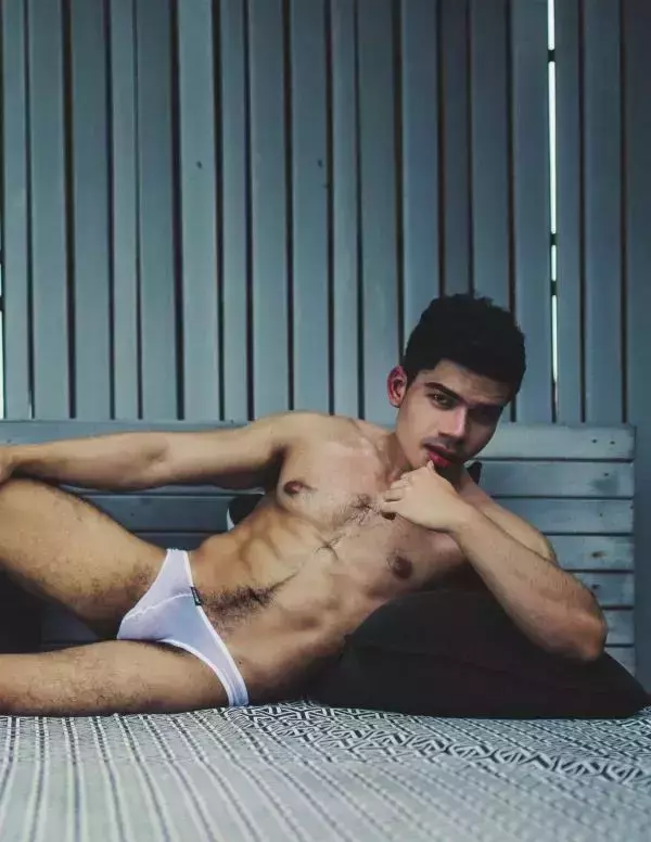 1000miles Magazine  Vol.1 - Nick Ittipat