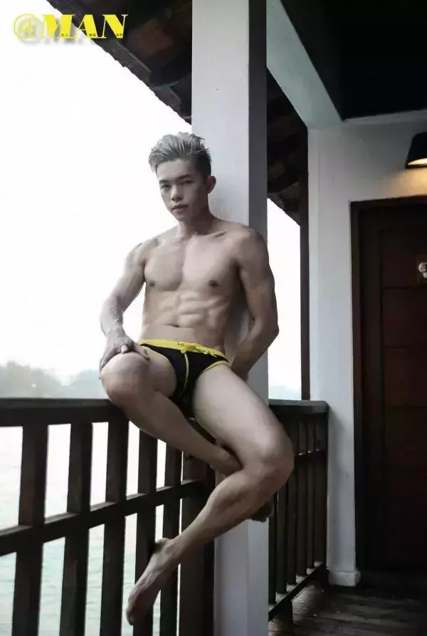 MAN  No.01 - Kuala Lumper Fashion