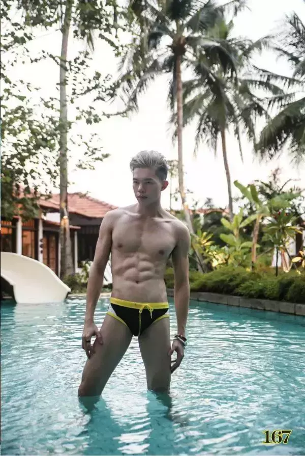 MAN  No.01 - Kuala Lumper Fashion