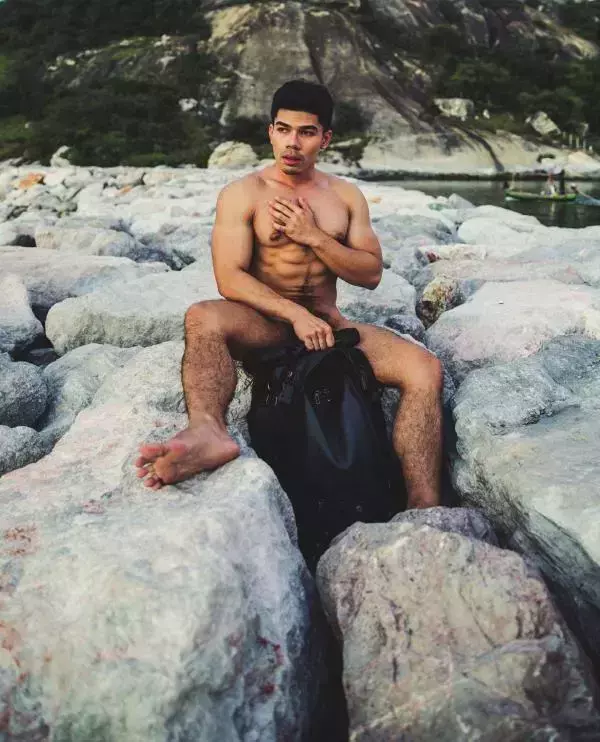 1000miles Magazine  Vol.1 - Nick Ittipat