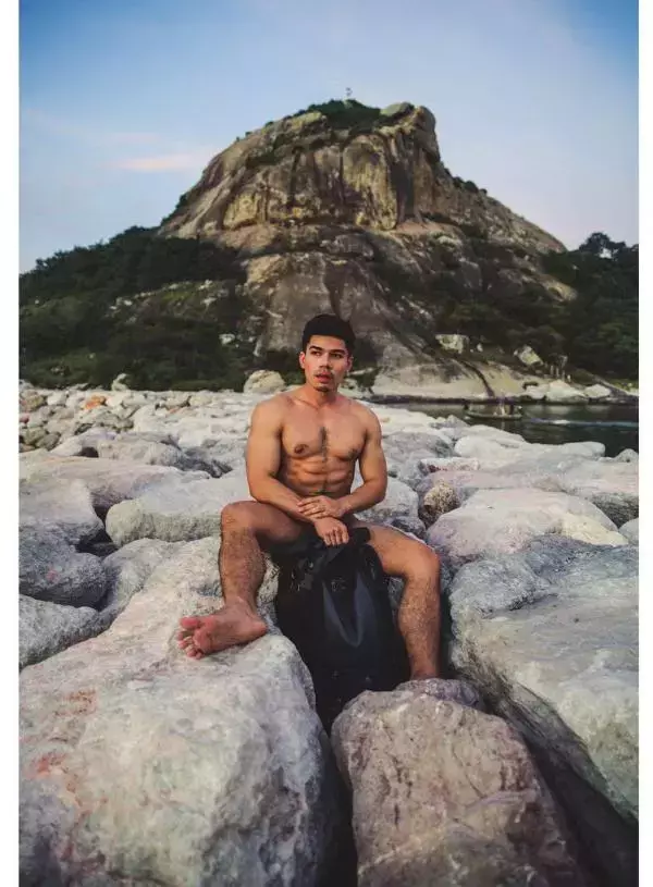 1000miles Magazine  Vol.1 - Nick Ittipat