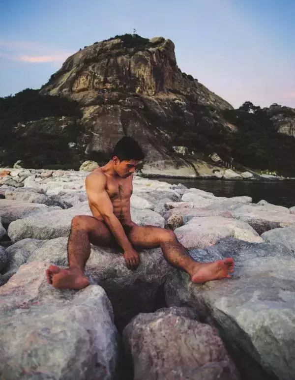 1000miles Magazine  Vol.1 - Nick Ittipat