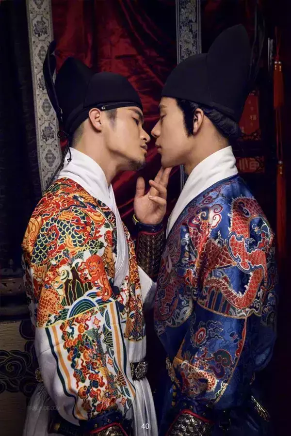 DaoXQ.KinG | HOÀNG THƯỢNG VÀ TÔI
