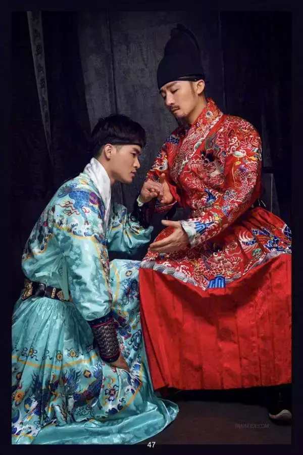DaoXQ.KinG | HOÀNG THƯỢNG VÀ TÔI
