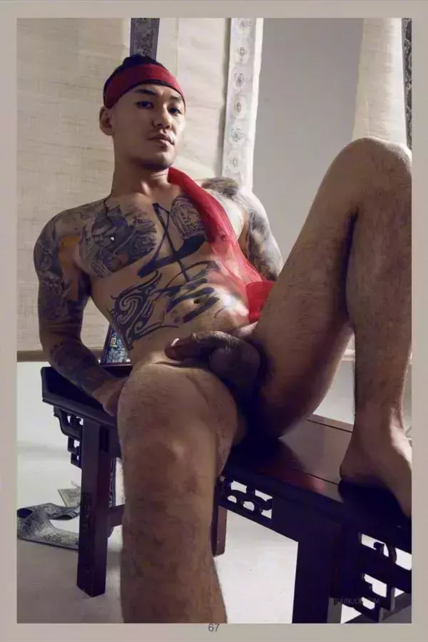 DaoXQ.KinG | HOÀNG THƯỢNG VÀ TÔI