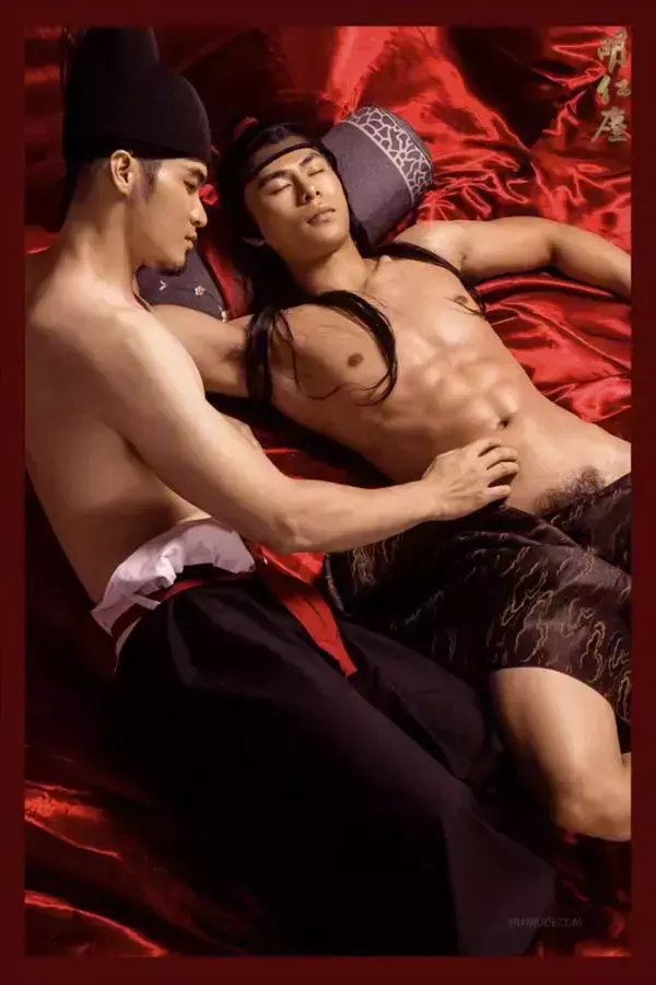 DaoXQ.KinG | HOÀNG THƯỢNG VÀ TÔI
