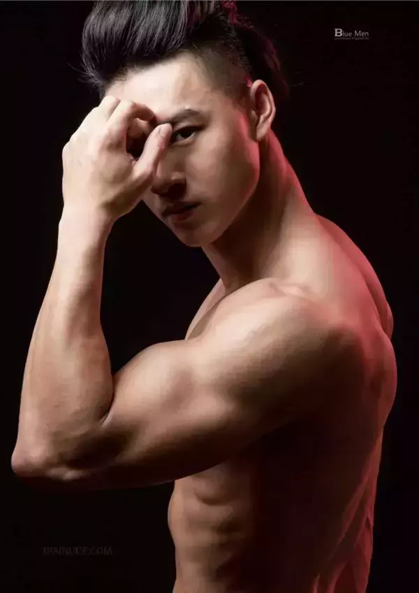 VIRILE 11