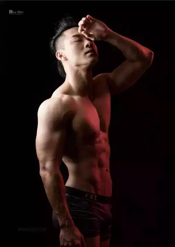 VIRILE 11