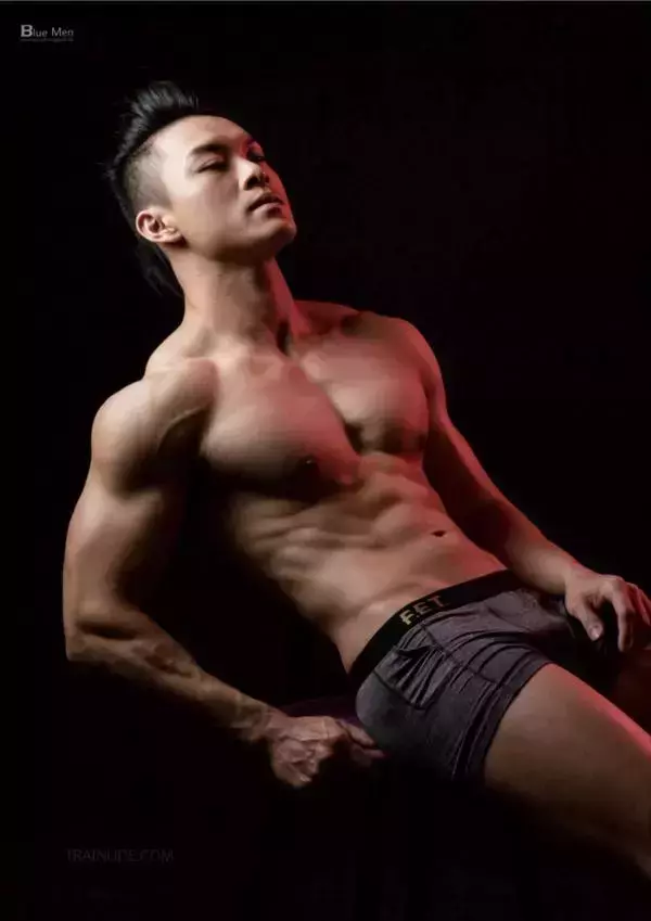 VIRILE 11