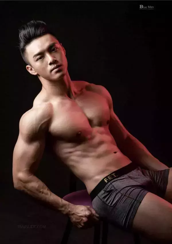 VIRILE 11