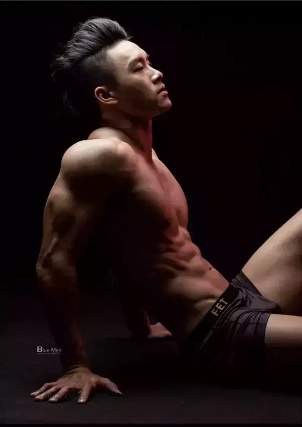 VIRILE 11