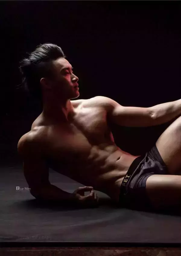 VIRILE 11