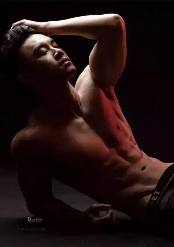 VIRILE 11